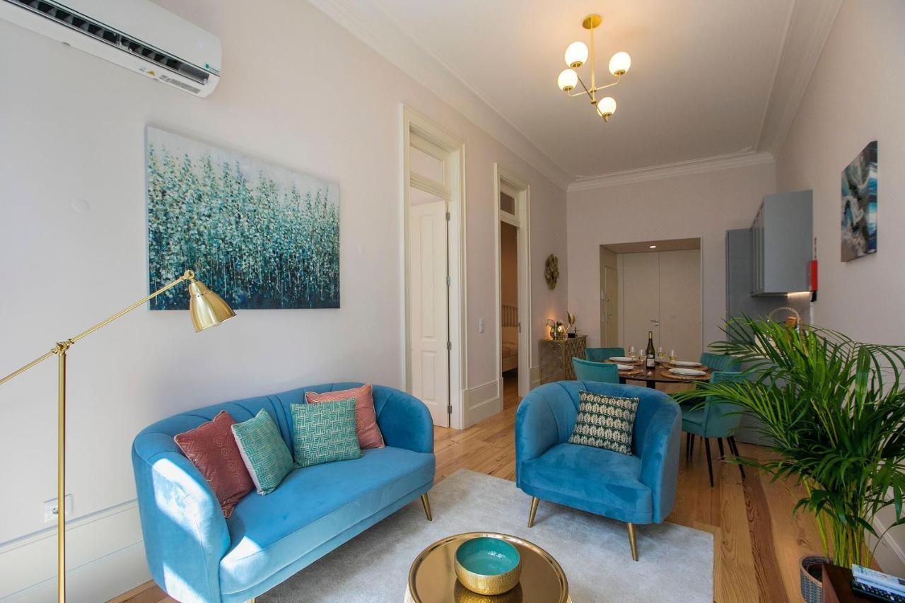 Lovelystay - 2Br Flat With Ac In Duque De Loule Porto Buitenkant foto